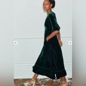 WYSE London Valerie Silk Velvet Dress in Forest Green size 1R